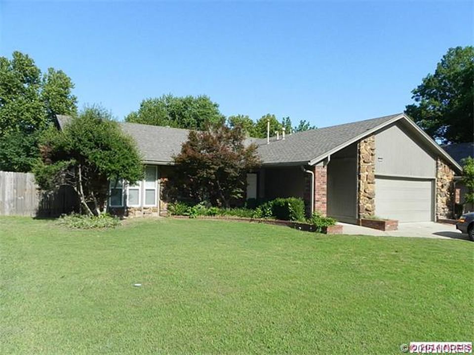 7834 S. 72nd E. Ave.